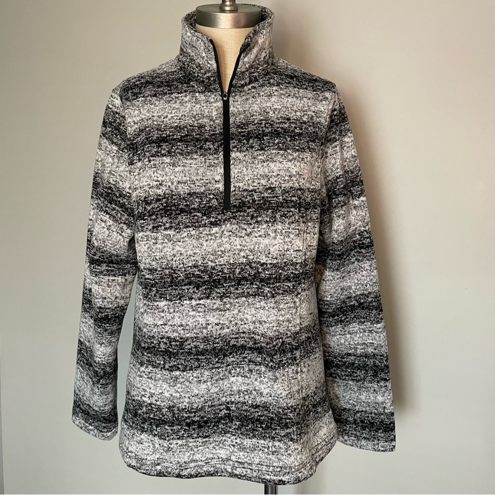 NWT Lands’ End black and white 1/4 zip fleece backed pullover size M